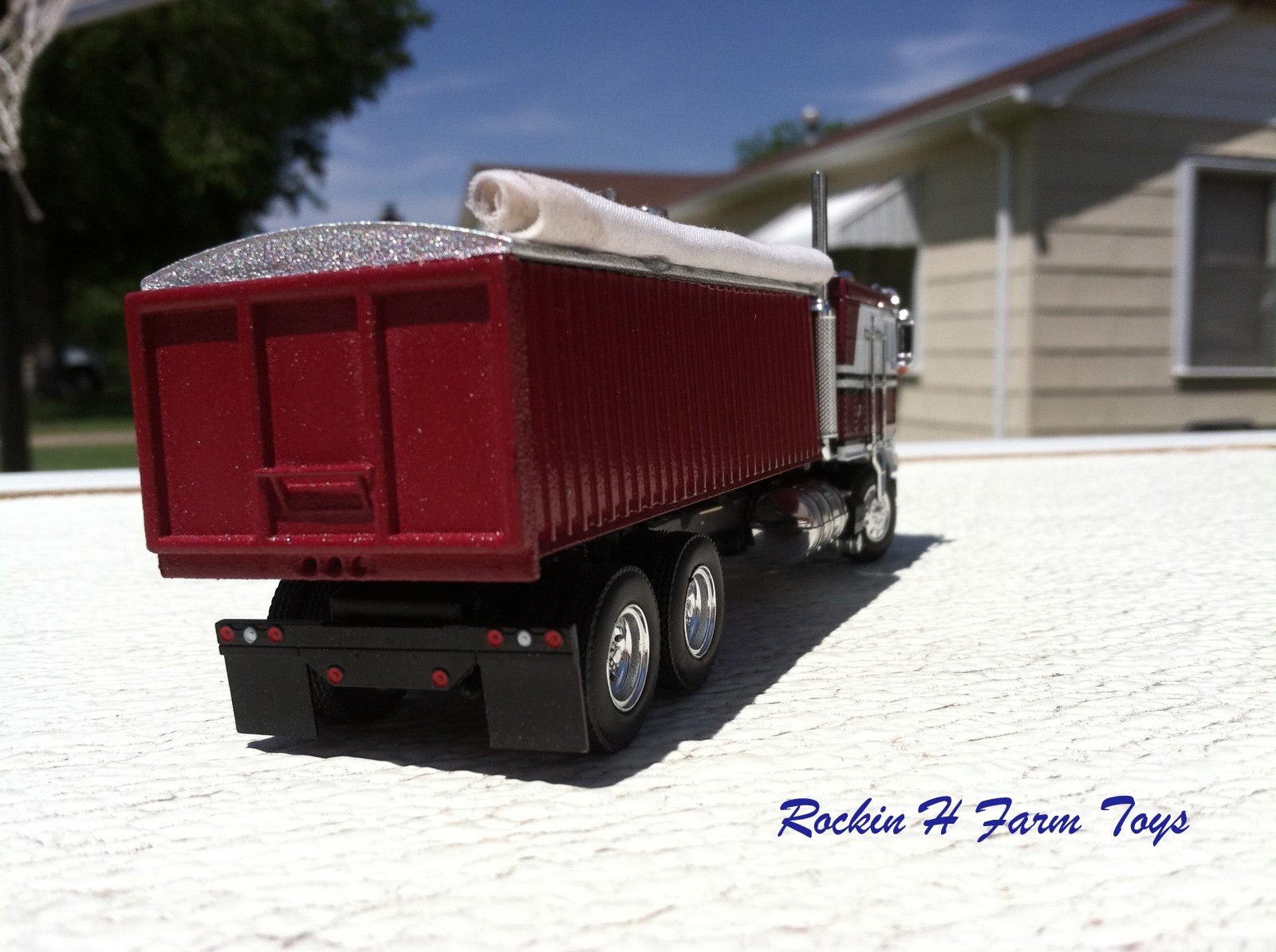 Kenworth K100 grain truck