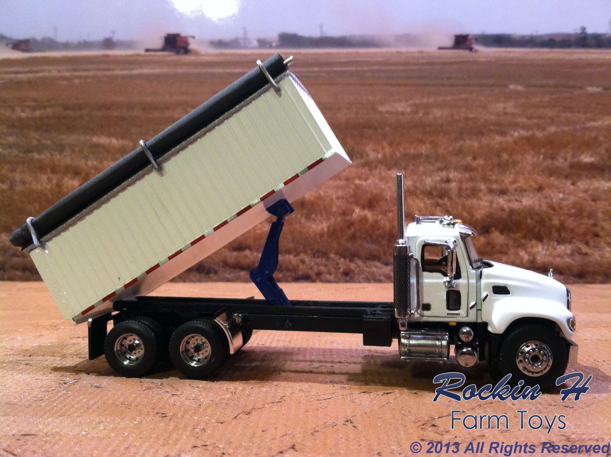 Mach Granite grain truck