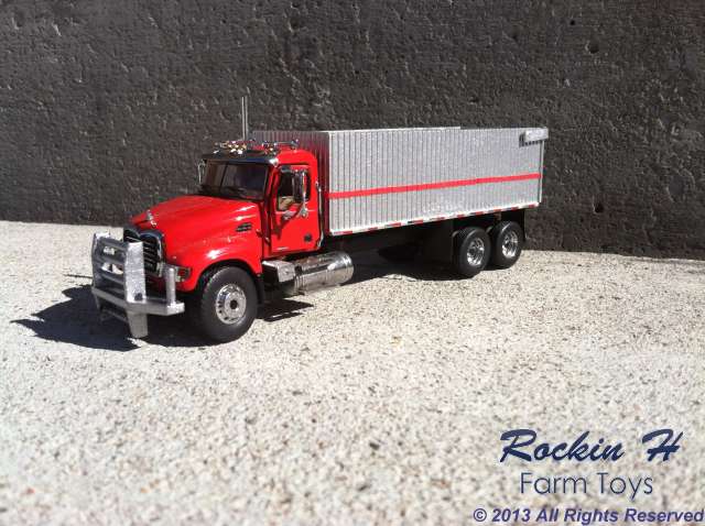 Mack Granite grain truck