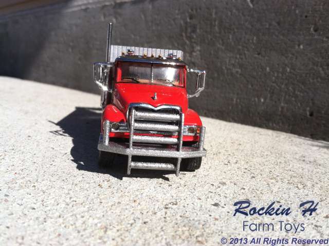 Mack Granite grain truck