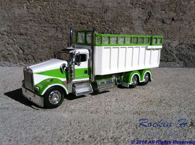 Kenworth W900 silage truck