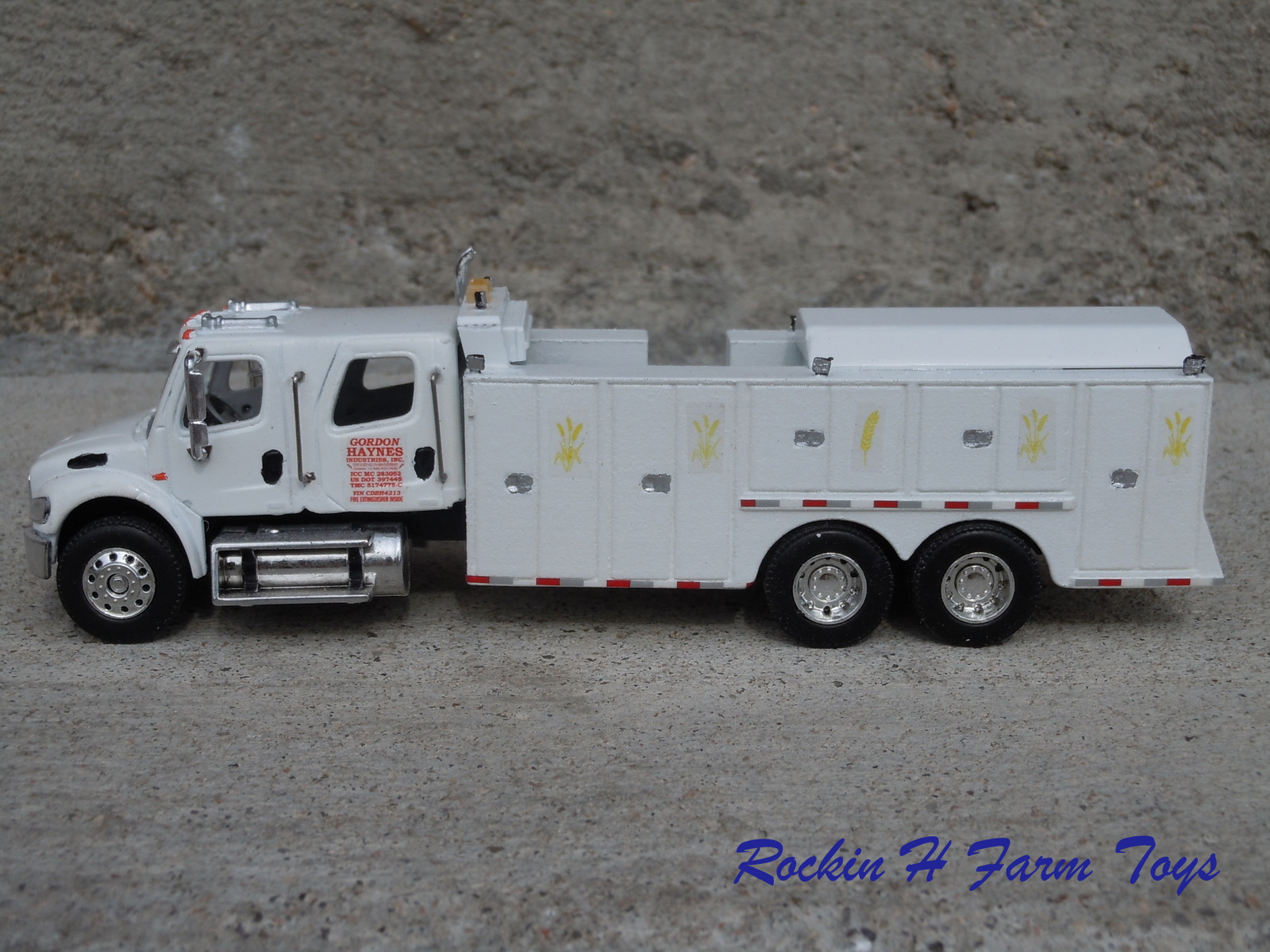 005_zps170f24c1
