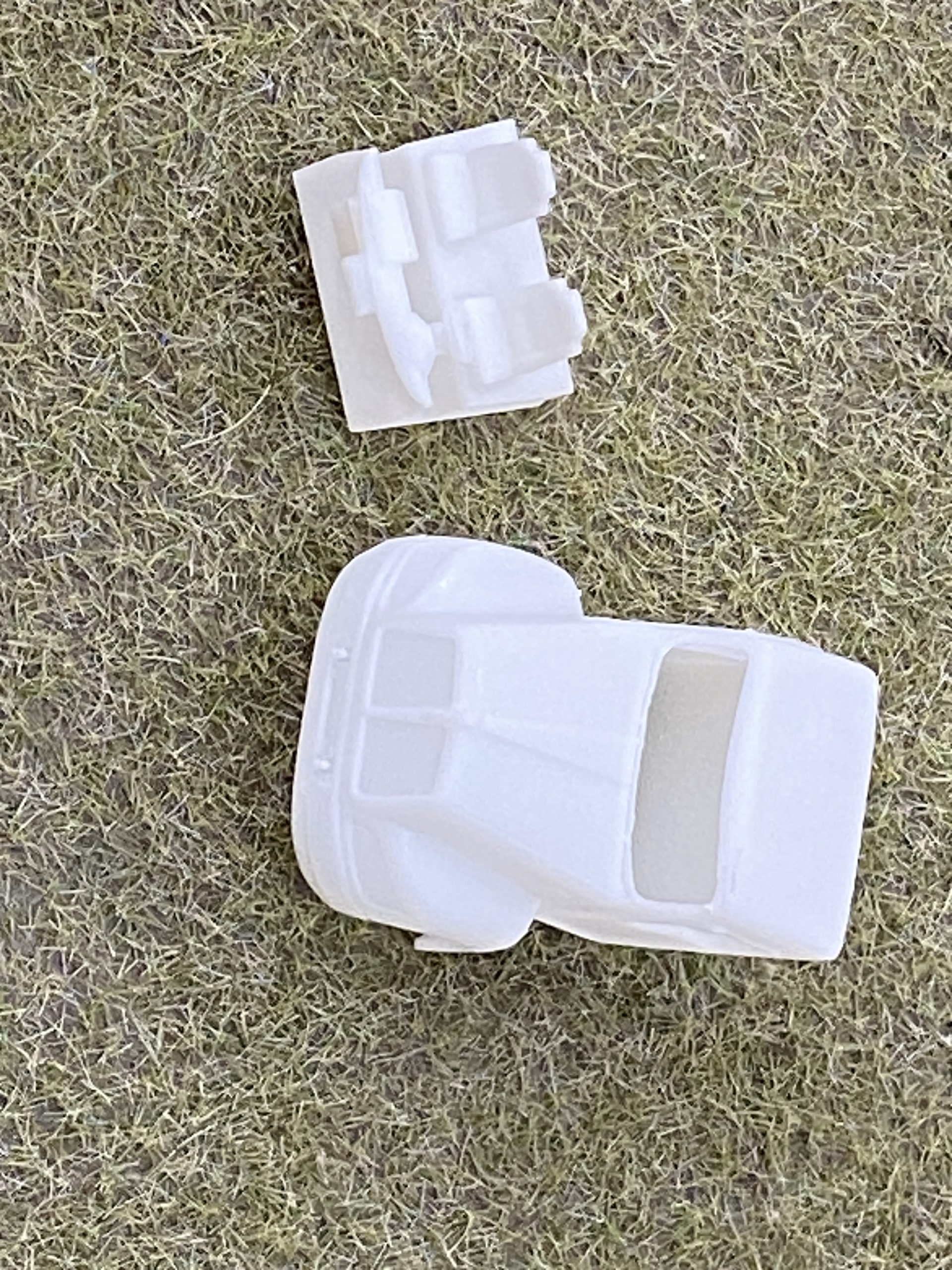 1/64 Scale Mixer Truck Kit – Build Your Own Custom Feed Mixer - Image 3