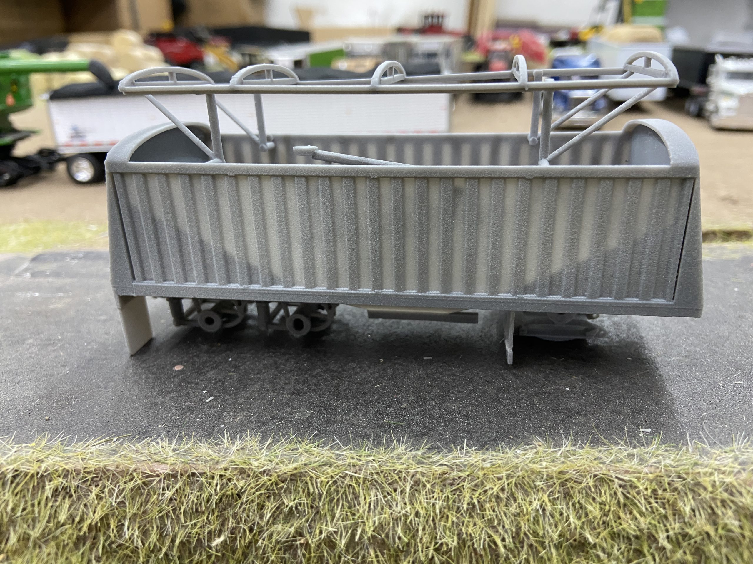 1/64 Scale 24' Jet 3 Axle Style Trailer – DIY Kit - Image 2