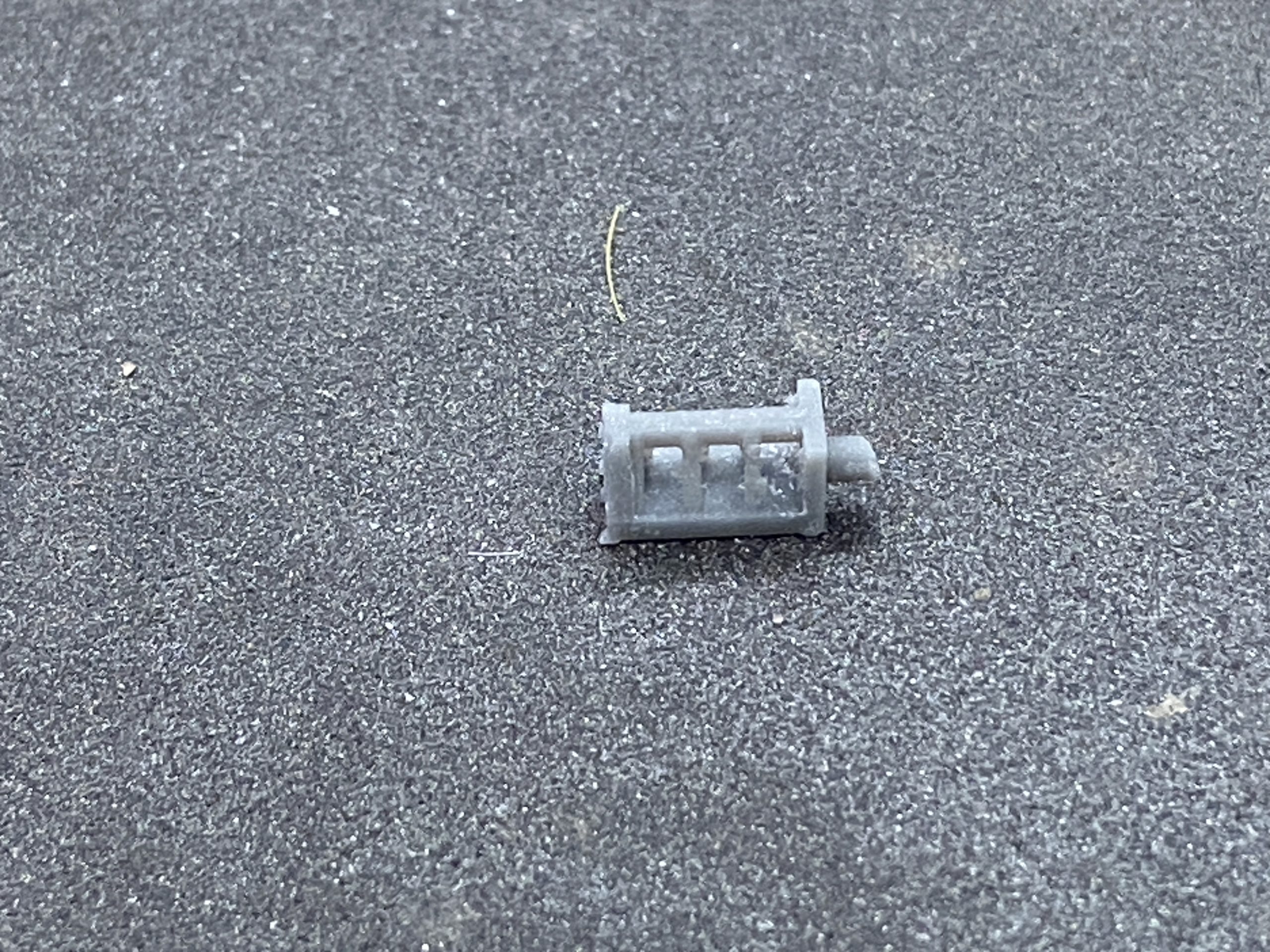 1/64 Scale Chain Hangers – Add Realistic Detail to Your Custom Trucks - Image 2