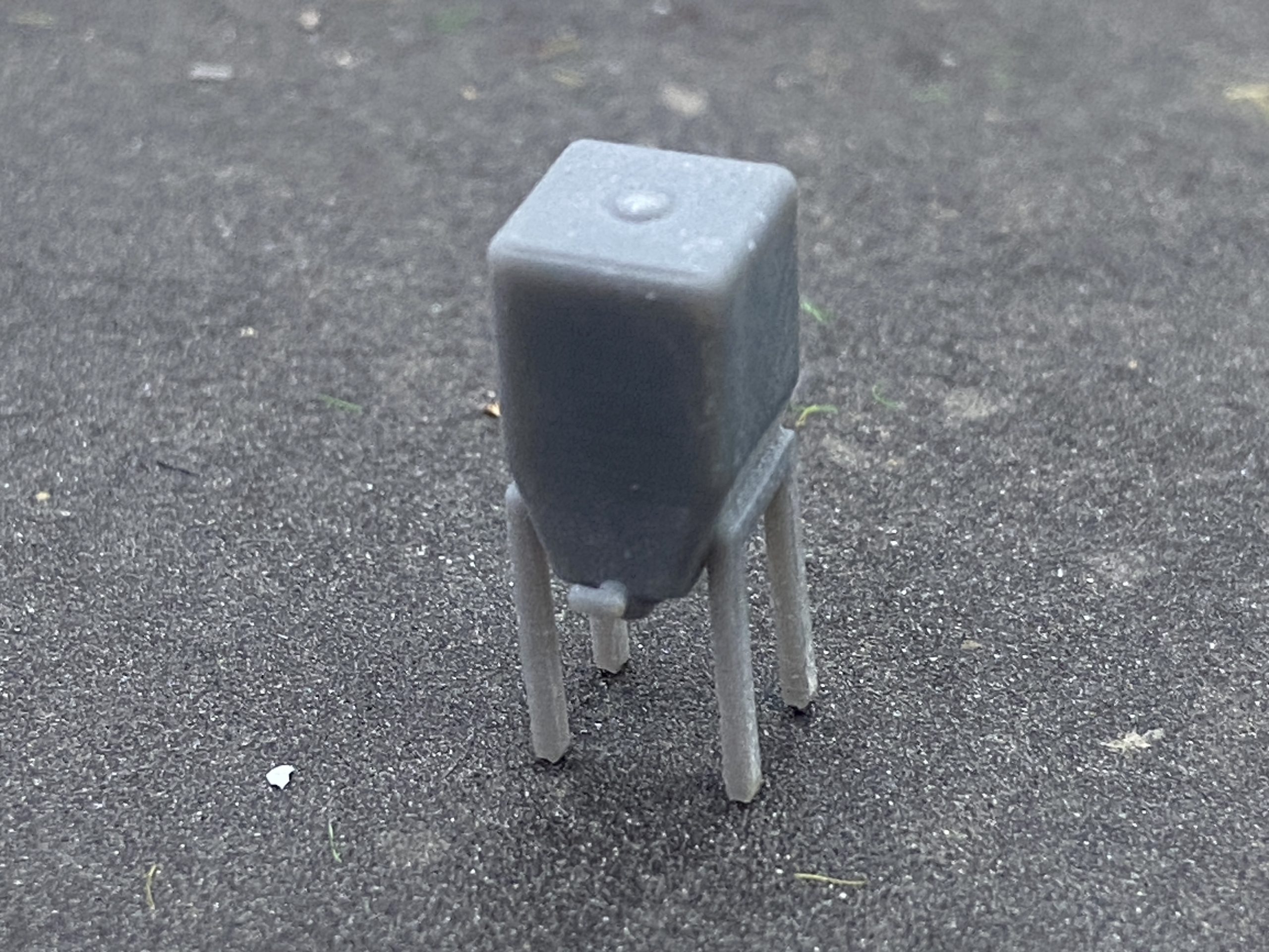 1/64 Scale Fertilizer Cabinet – 3D Printed Detail for Trailers & Service Trucks