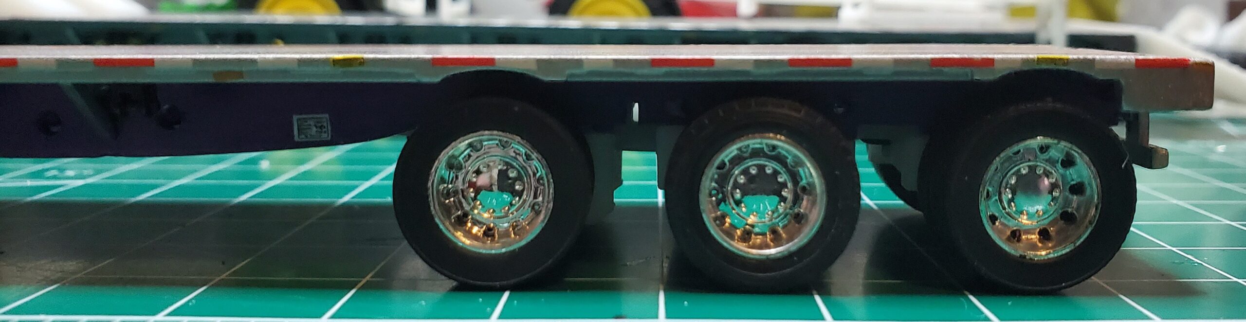 DCP Stepdeck 3 Axle Running Gear - Image 4